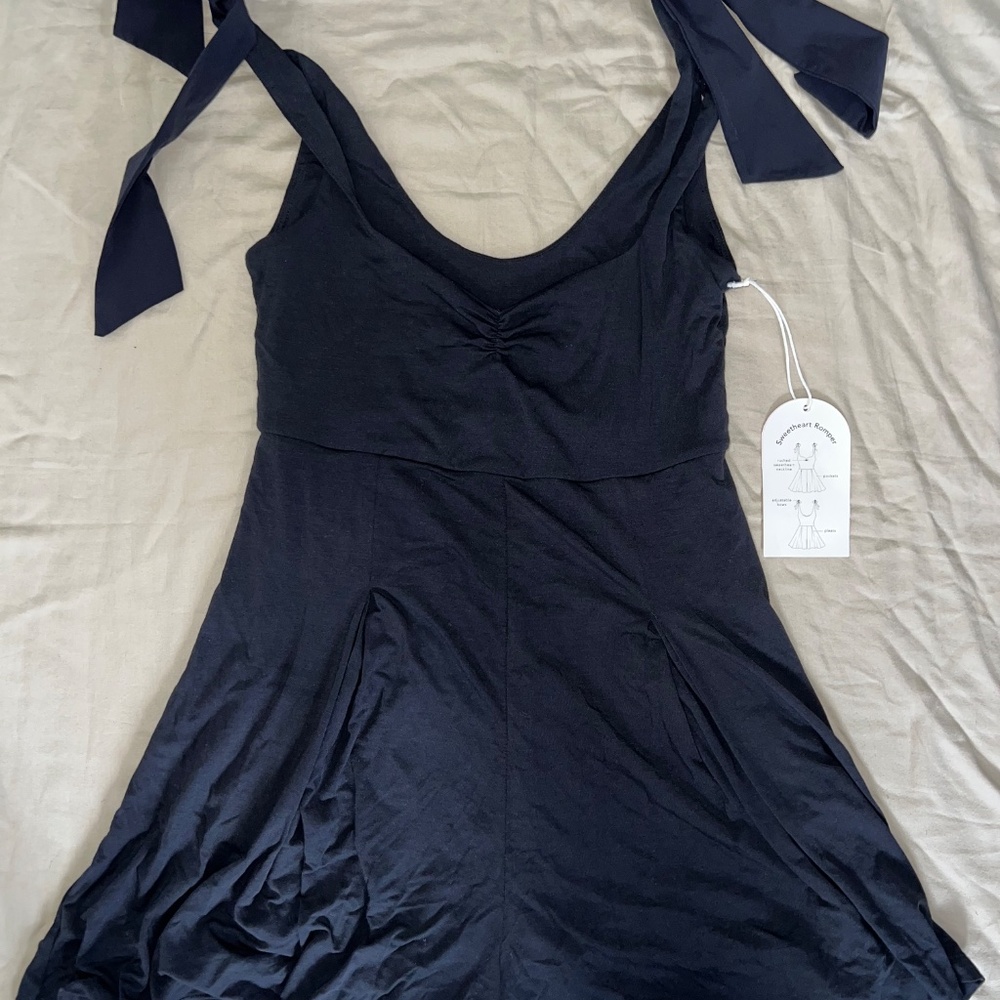 Blogilates - Women’s Sweatheart Romper Jet Black Size small - Picture 5 of 8